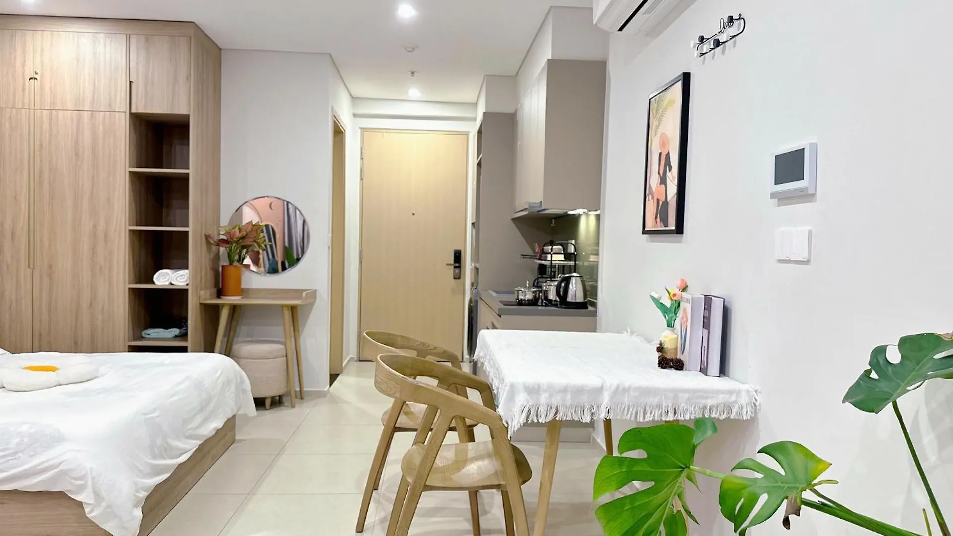 וונג טאו Sunhouse The Song Apartment