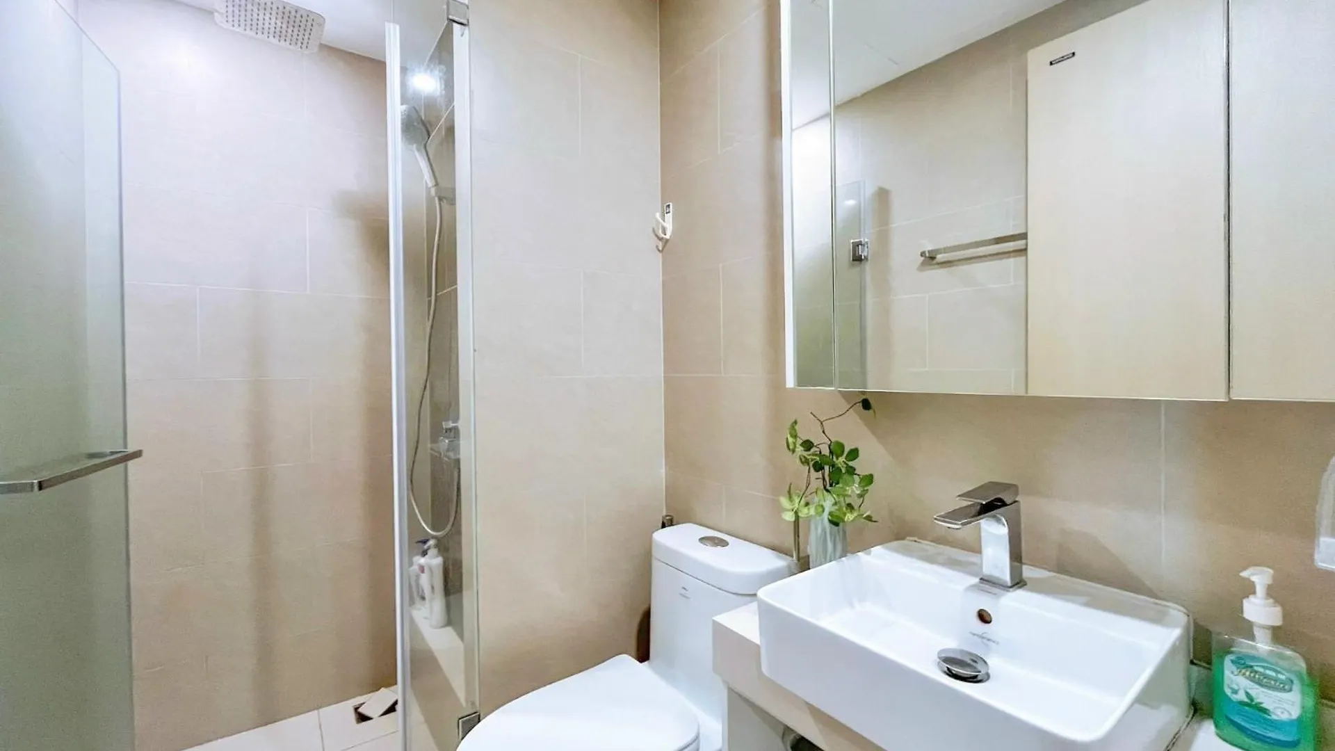 וונג טאו Sunhouse The Song Apartment